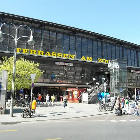 Appart hôtel Nena Metropolpark - Mitte -adult Only